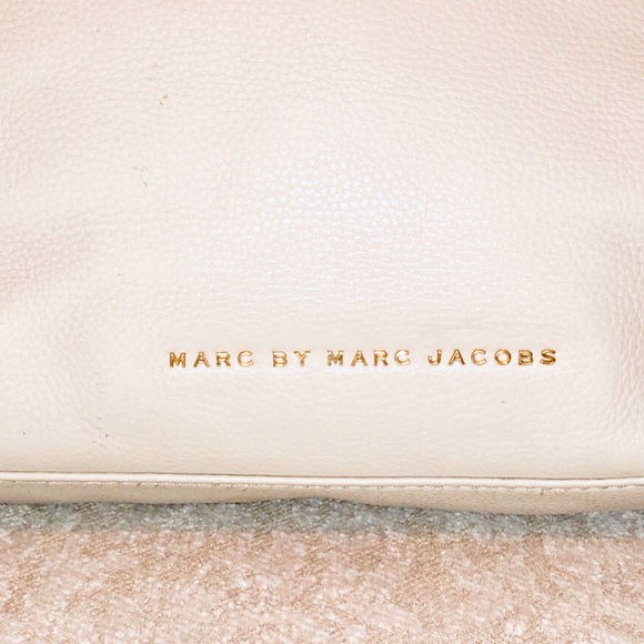 Marc Jacobs Leather Cream/Navy Tote - Picture 2 of 5